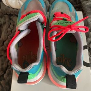 Nike Air Max 270 React